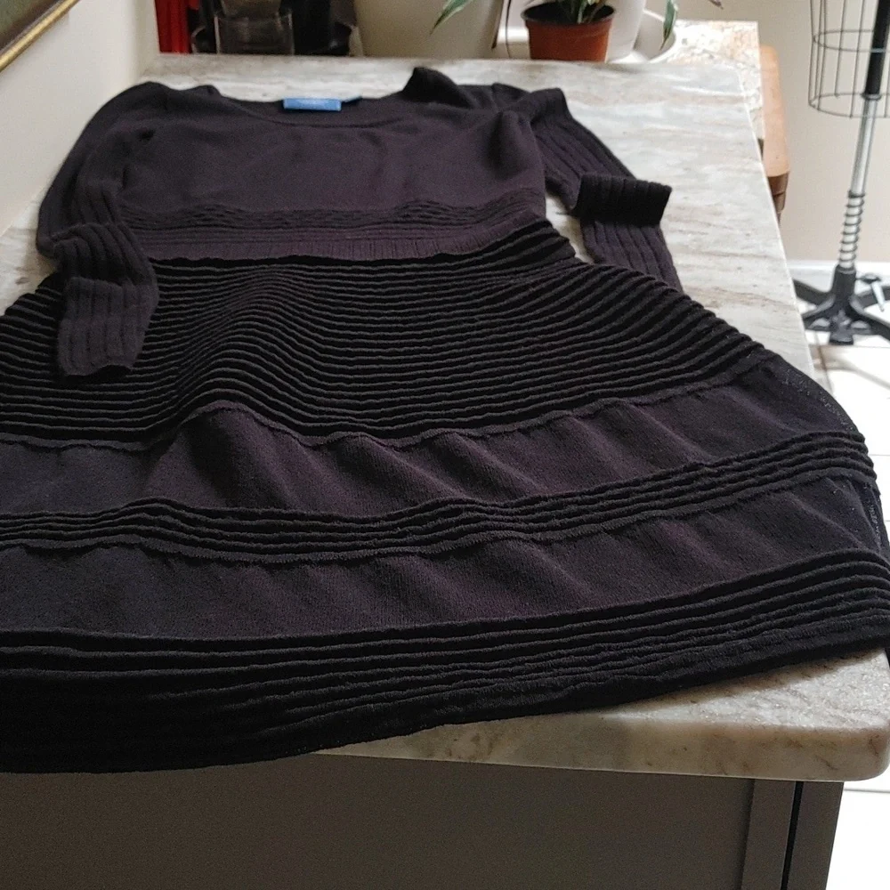 Simply Vera Wang Black Long Sleeve Party Dress